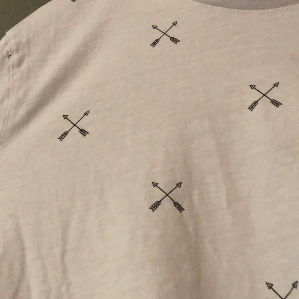 White Design T-Shirt - Picture 3 of 3